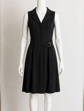 ROZ & ALI Sleeveless Black Belted V-Neck Dress. Like New.